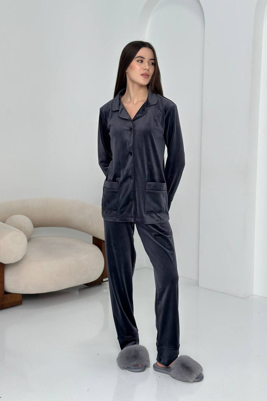 Велюровий костюм на ґудзиках з двома кишенями 098-22 XL-XXL